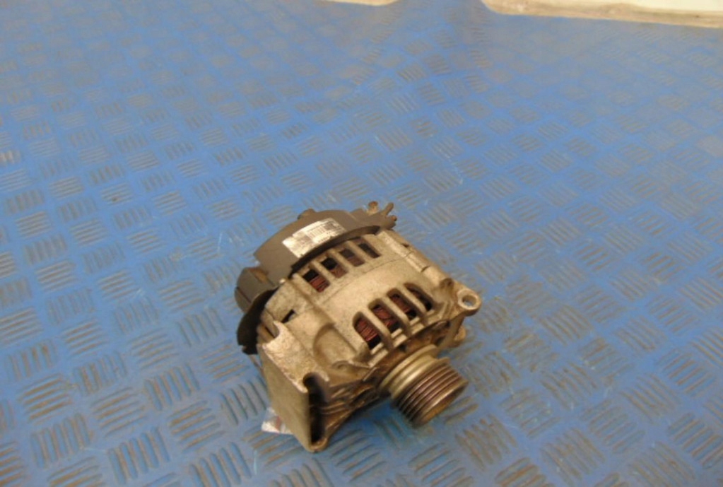 Mercedes a klasa w168 1.6b генератор Оригинал