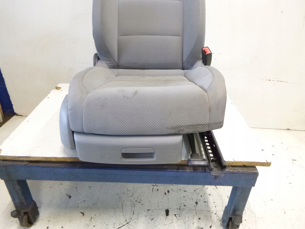 фото №10, Сиденье правый vw volkswagen golf v 3d 04r.