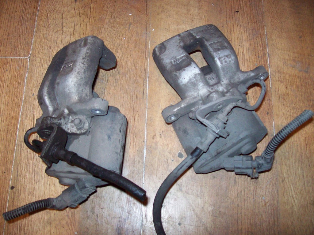 фото №1, Суппорт тормозной vw passat b6 b7 cc задняя правый