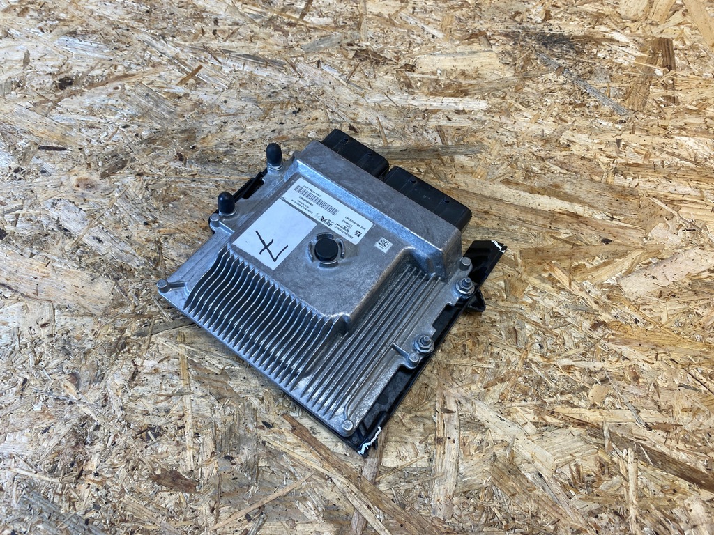 фото №10, Бортовой компьютер блок управления двигателя peugeot 308 iii t10 1.2b aut 9846386380