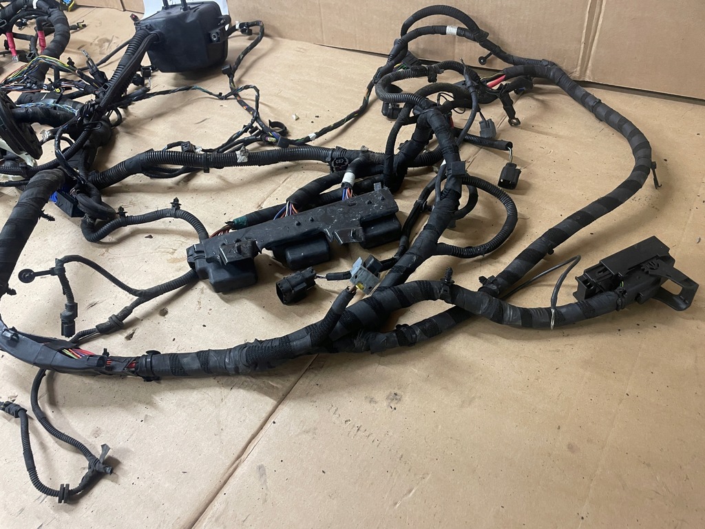 фото №9, Alfa romeo giulia 2.0 tb 2wd жгут электропроводка провода отсек двигателя