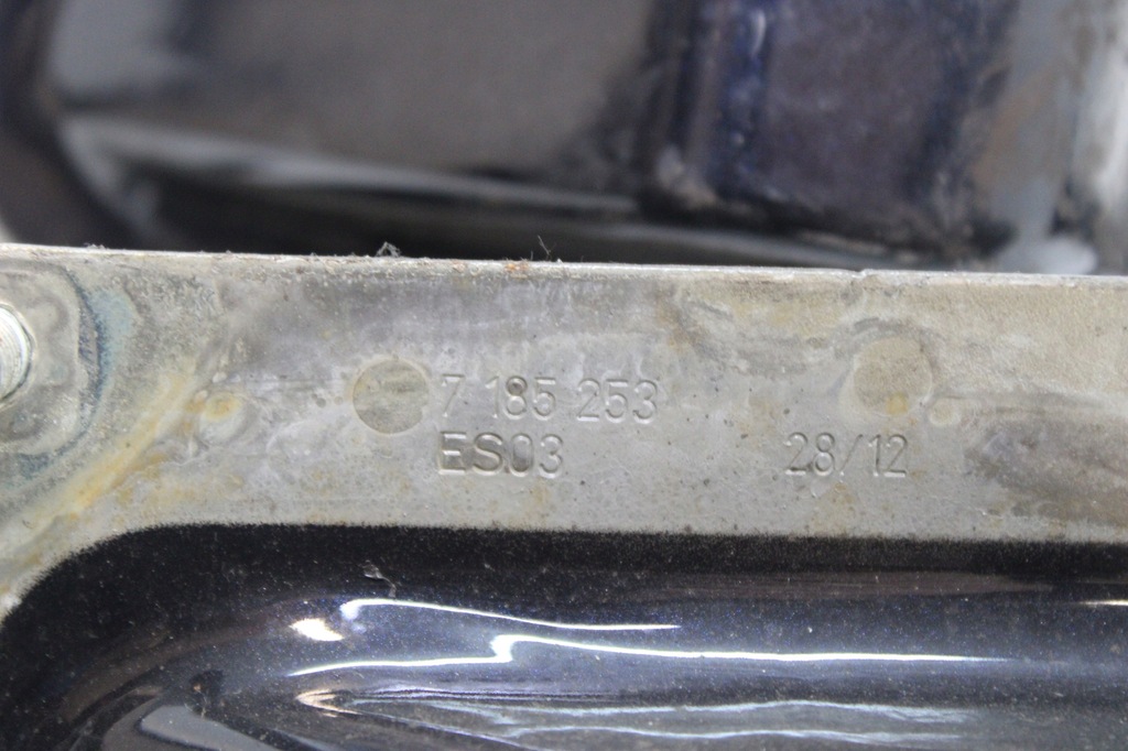 фото №5, Bmw 7 f01 f02 петля кришки задня задній лівий + правий 7185254 7185253