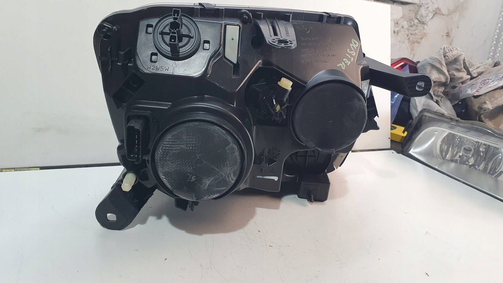 фото №8, Dacia duster 1 i lift 13-17 права лампа передня перед фара €