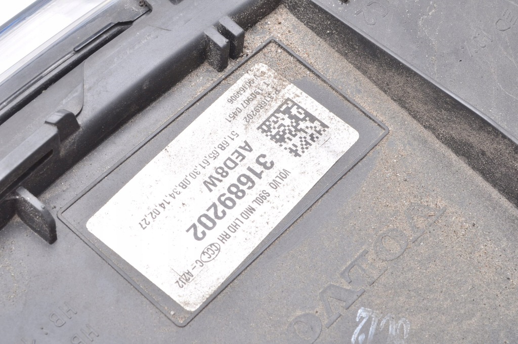 фото №10, Volvo s90 v90 16-21 лампа правая передняя правый перед 31689202