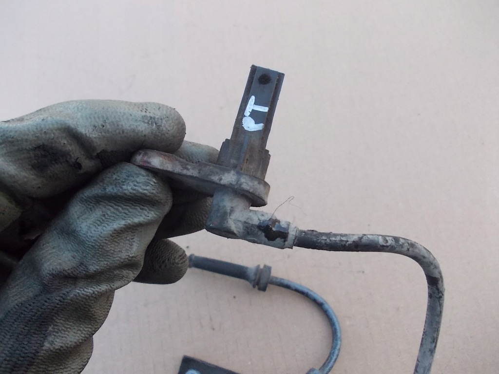 фото №6, Датчик abs задняя задний nissan primera p12 2,2 dci