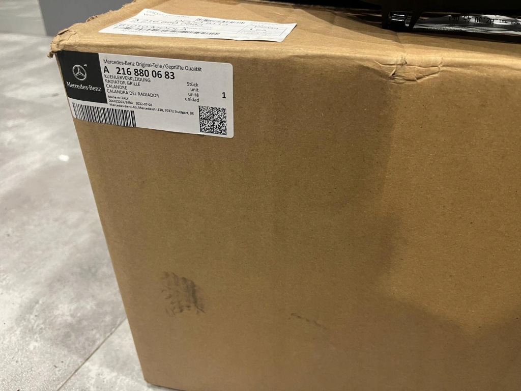 Nowa оригінал  решітка радіатора решітка радіатора mercedes cl w216 рестайлінг  a2168800683 a2168801283 Недорого