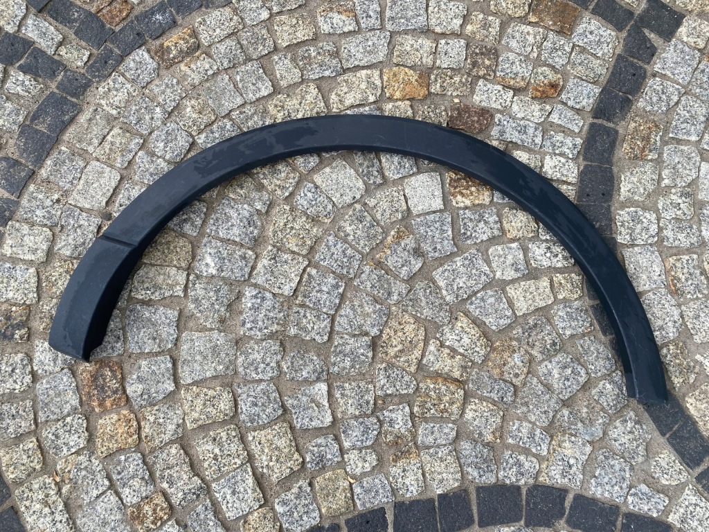 фото №1, Audi q3 83a молдинг крыла левая задняя 83a853817 оригинал