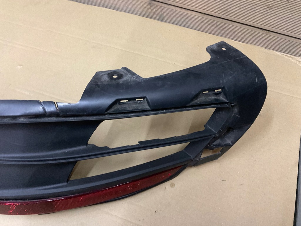 фото №8, Porsche 911 992 спойлер бампера задня накладка 992807983a