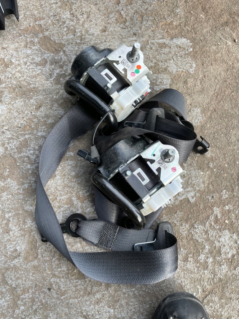 фото №1, Левый pas безопасности натяжитель corvette c8 3lt