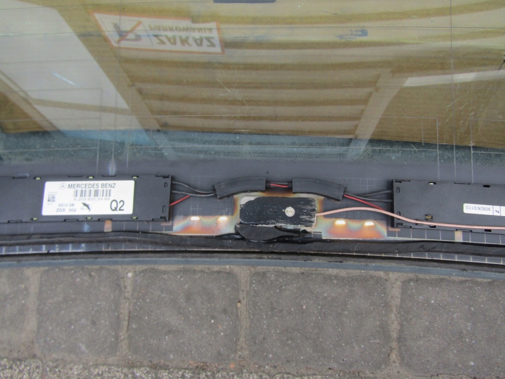 17 mercedes clk w209 купе скло задня avangarde 2003r sekurit + антена в Україні