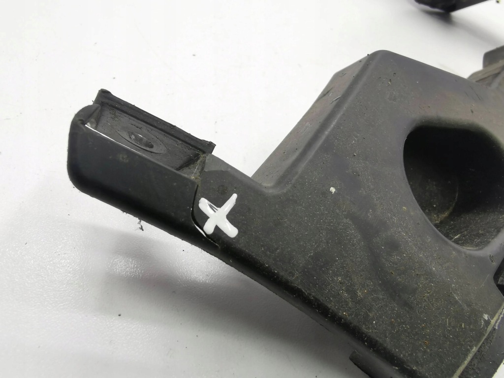 Купить Ford c-max ii 2012 правая сторона кронштейн / кронштейн бампера заднего