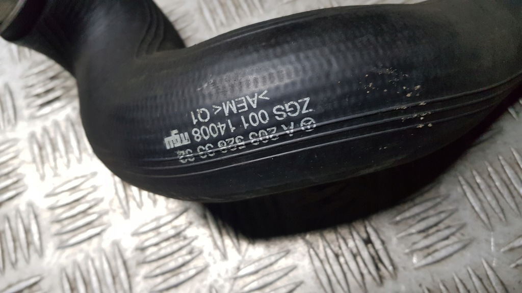 Mercedes w203 шланг труба інтеркулер 2.2 cdi a2035283382 Оригінал