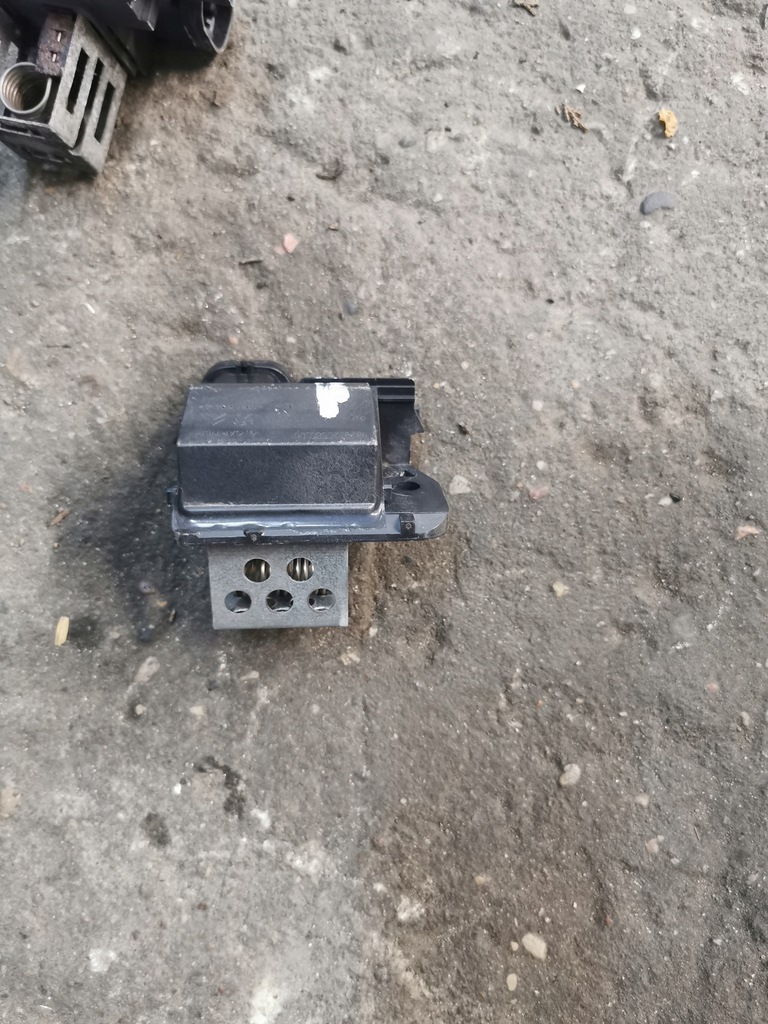 фото №1, Резистор вентилятора peugeot 982922058