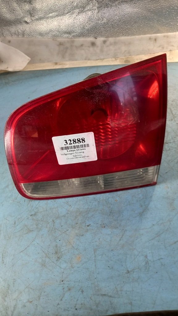 фото №1, Лампа задняя левая vw touareg 04r