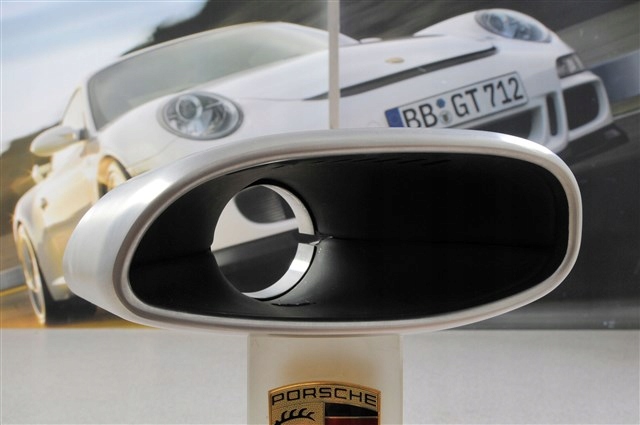 Купить Porsche оригинальный номер 99111146101