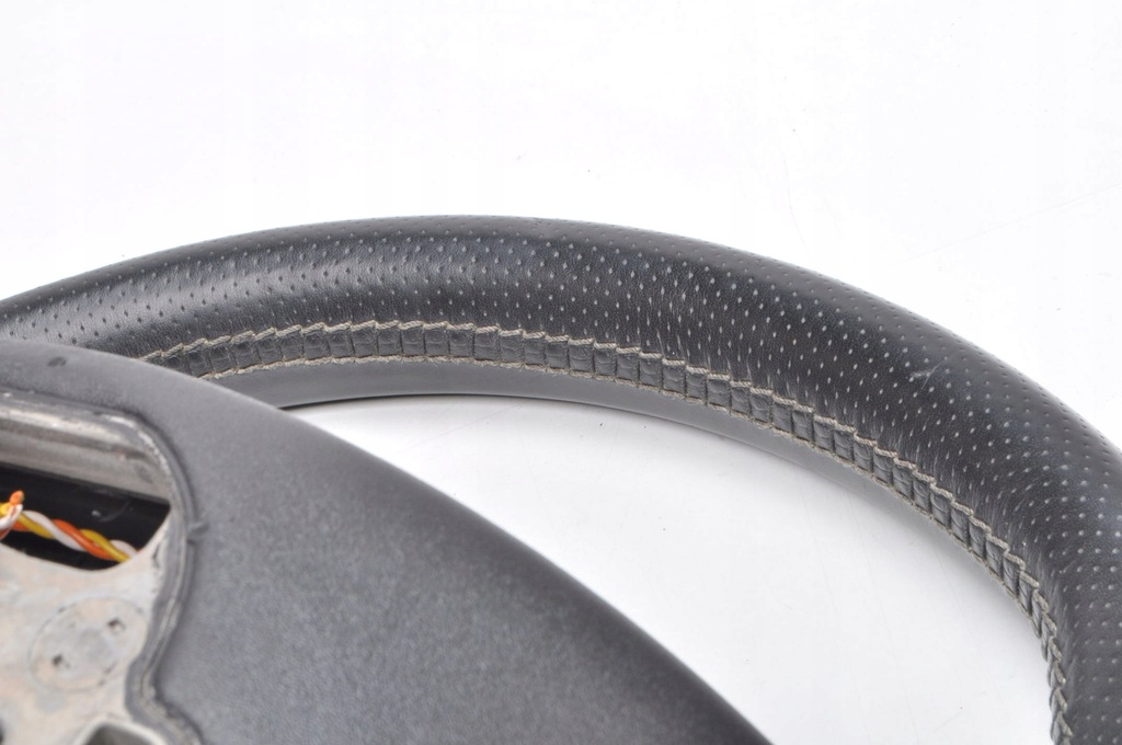 фото №12, Volvo v40 ii воздуховод кожаный 31332927 r-design