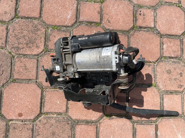 фото №1, Audi q7 q8 компресор підвіска 4m0616005h