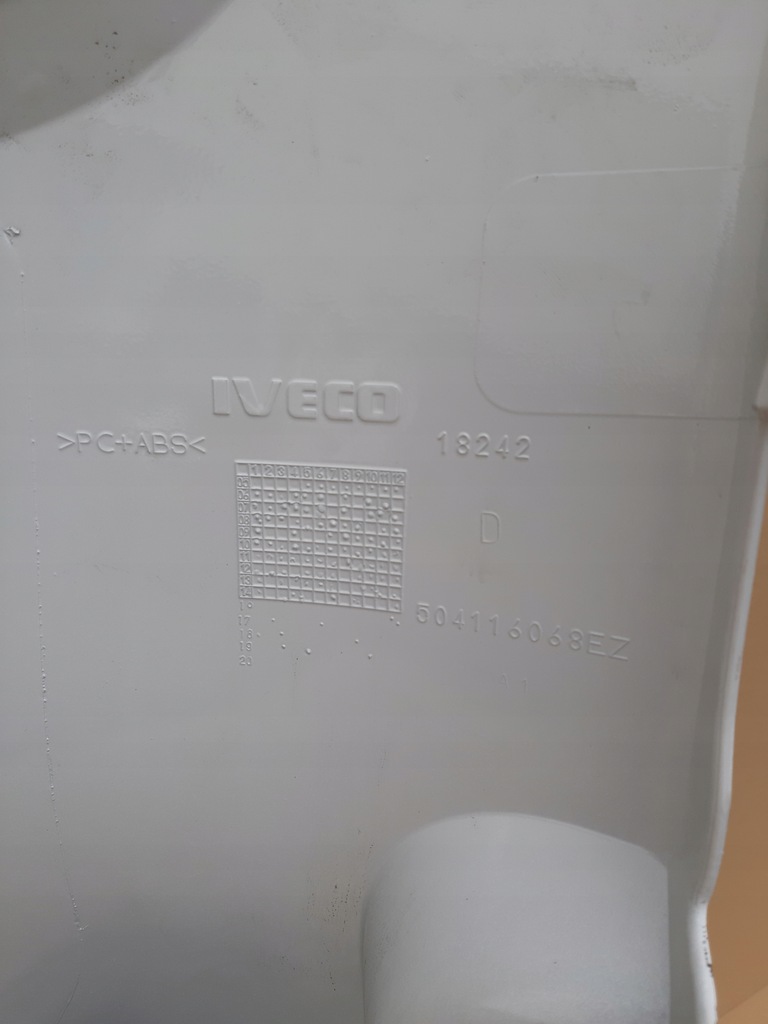 фото №6, Iveco eurocargo облицовка уголок ветровик правая