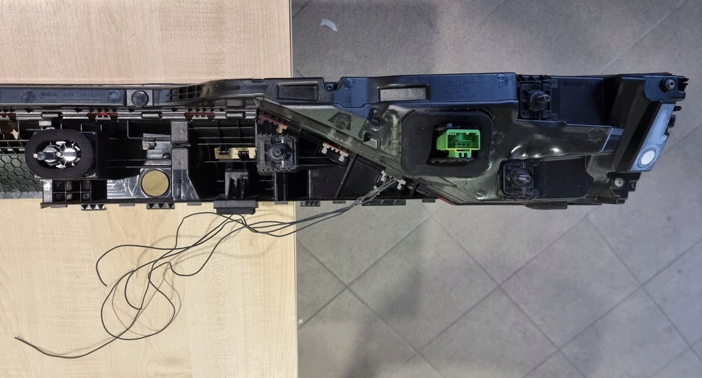 фото №9, Лампа задня audi q8 накладка задня 4m8945095q usa