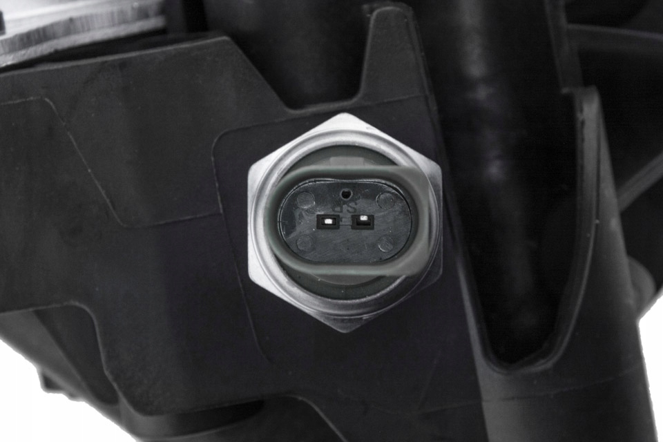 фото №14, Радиатор масла с фильтром