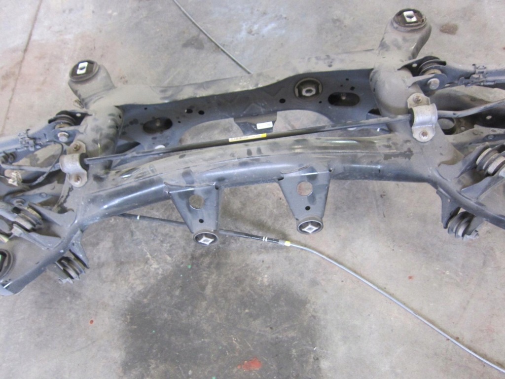 Купити Bmw f30 328i 4x4 підвіска поворотний кулак ліва права