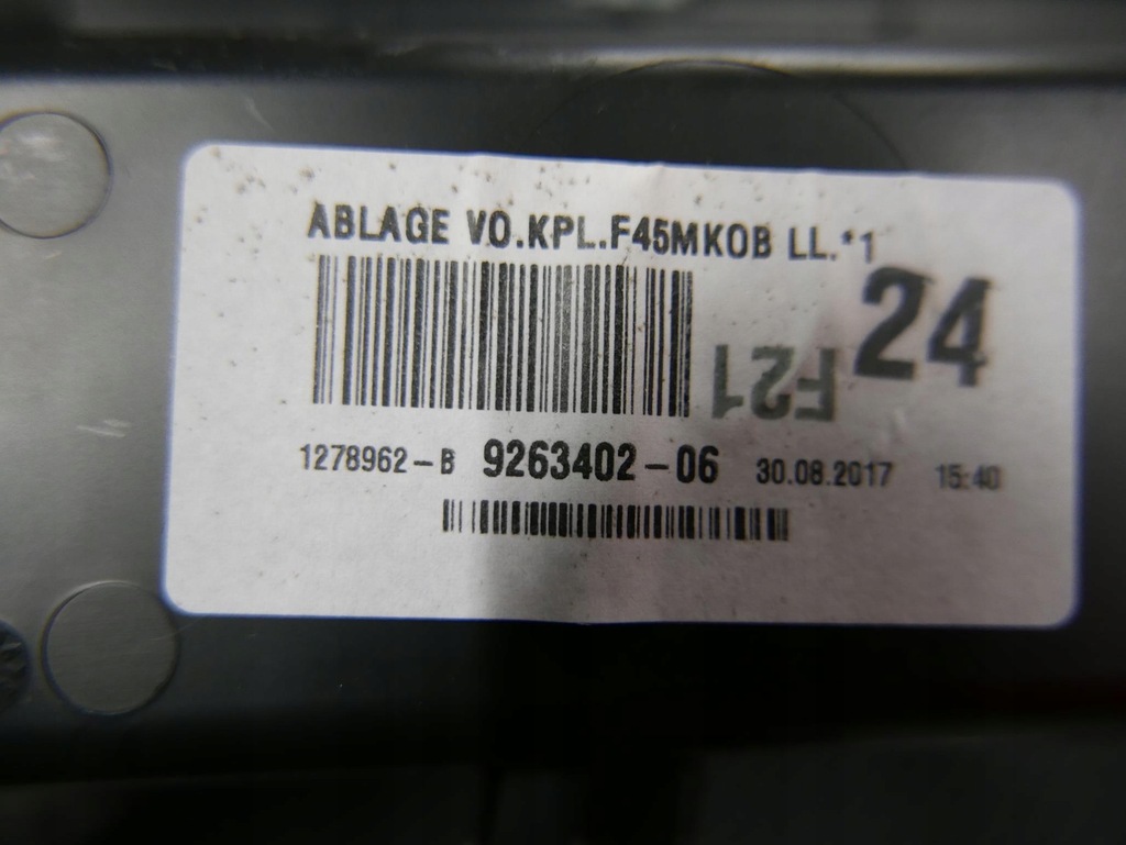 фото №9, Бардачок bmw оригінальний номер 9263402