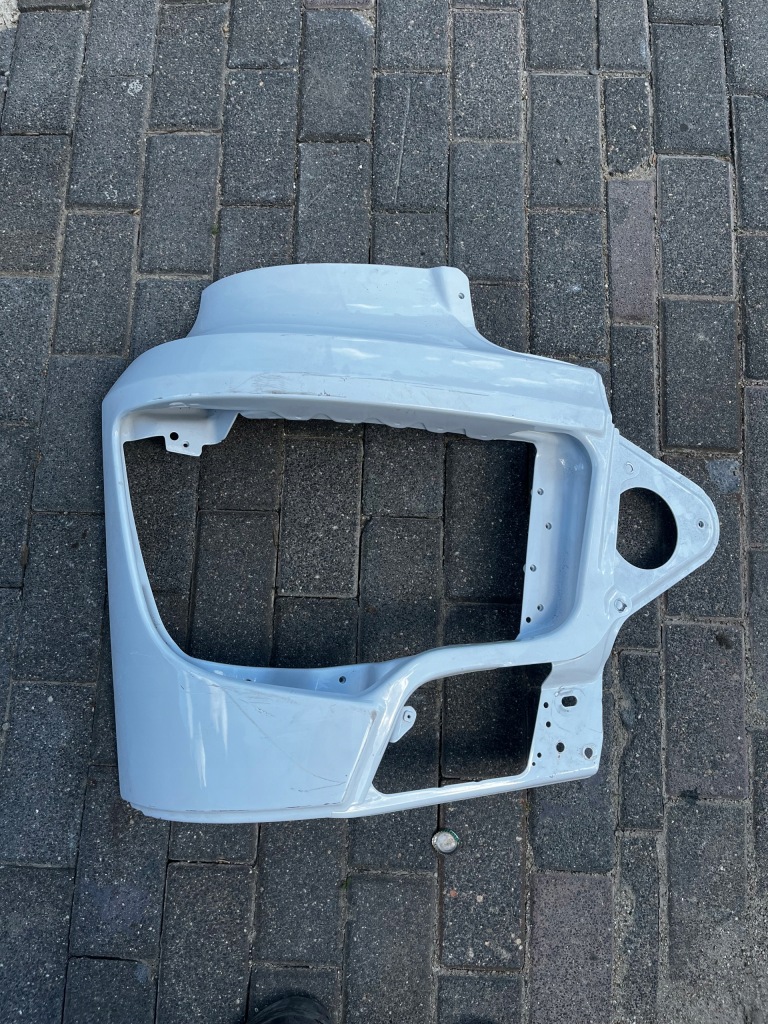 фото №1, Правый панель фары бампер металлический budowlany actros mp4 mp5