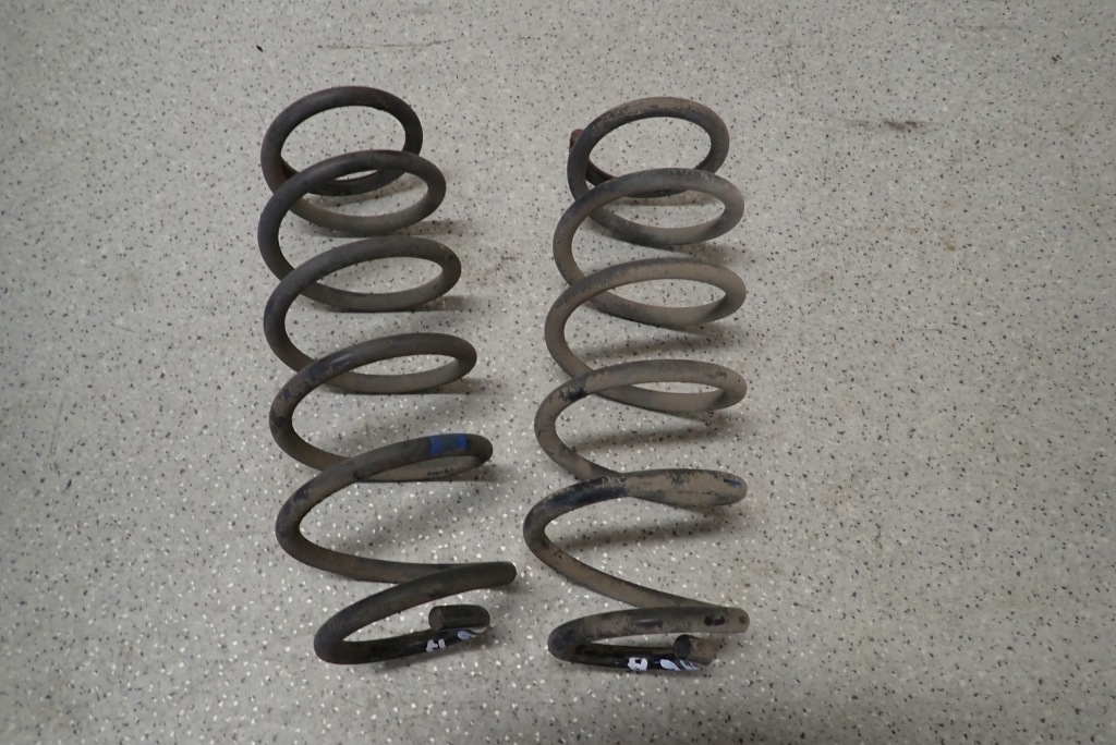 фото №1, Mazda 6 mazda6 02-07 пружина задня пружина задня