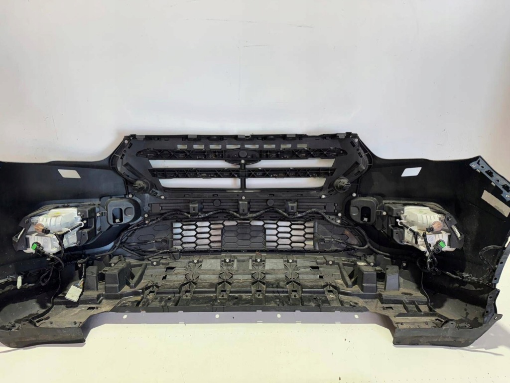 Ford kuga mk2 рестайлинг  st line бампер перед передний с Разборки