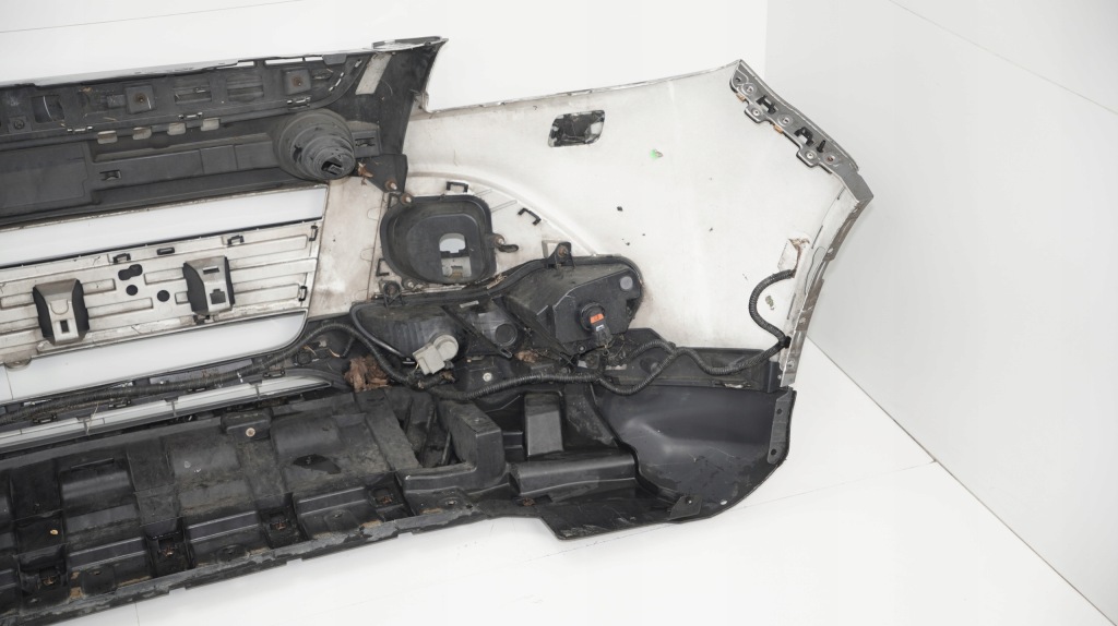 Бампер перед передній ford kuga mk2 13-16r pdc омивачі uj в Україні