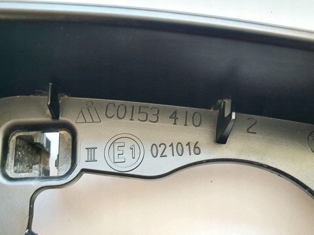 Рамка корпус дзеркало права bmw f10 f11 оригінал Зі Шроту