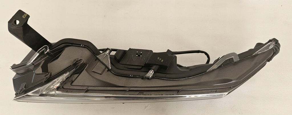 Противотуманная фара левый перед drl led 4 pin lexus nx 1 2014- с Разборки