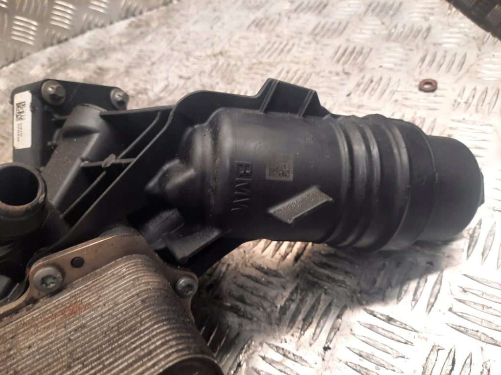 Основание фильтра масла bmw 6 g32 3,0d 8570063 с Разборки