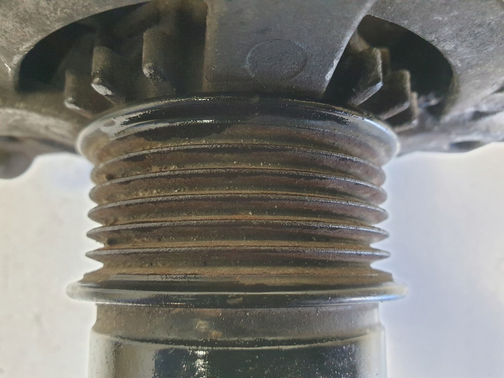 фото №9, Jaguar xe 2.0 d генератор оригинал denso