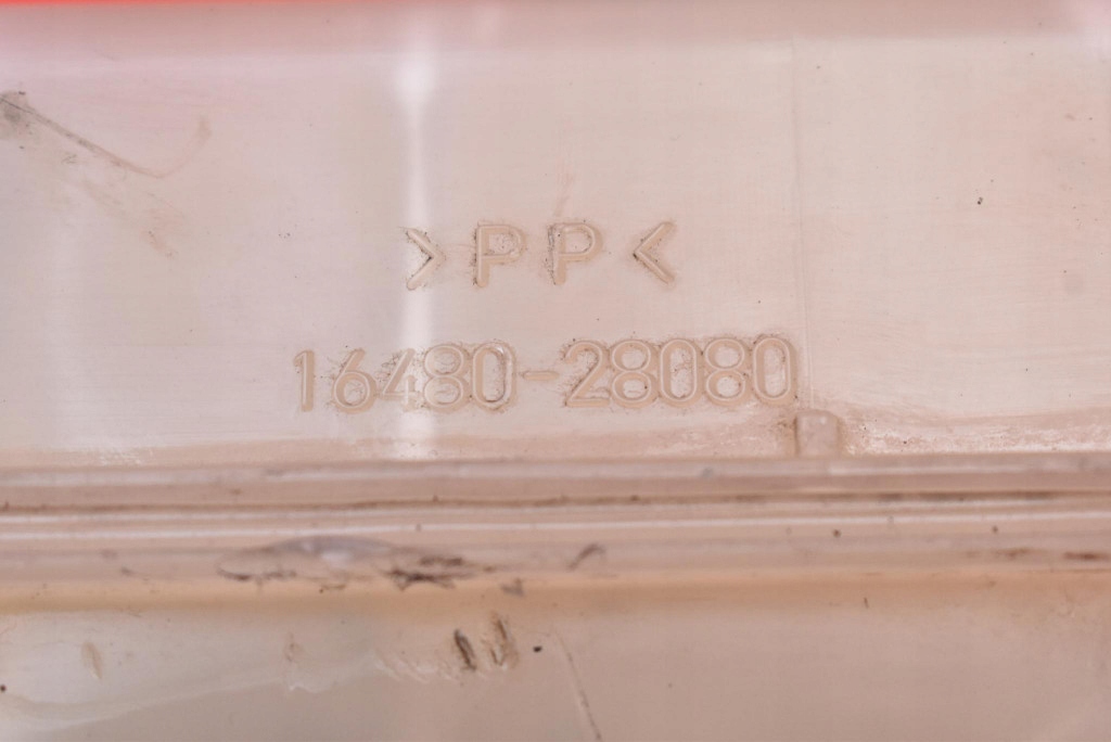 фото №6, Бачок розширювальний 16480-28080 toyota prius iii xw30 1.8 hybrid 99 km