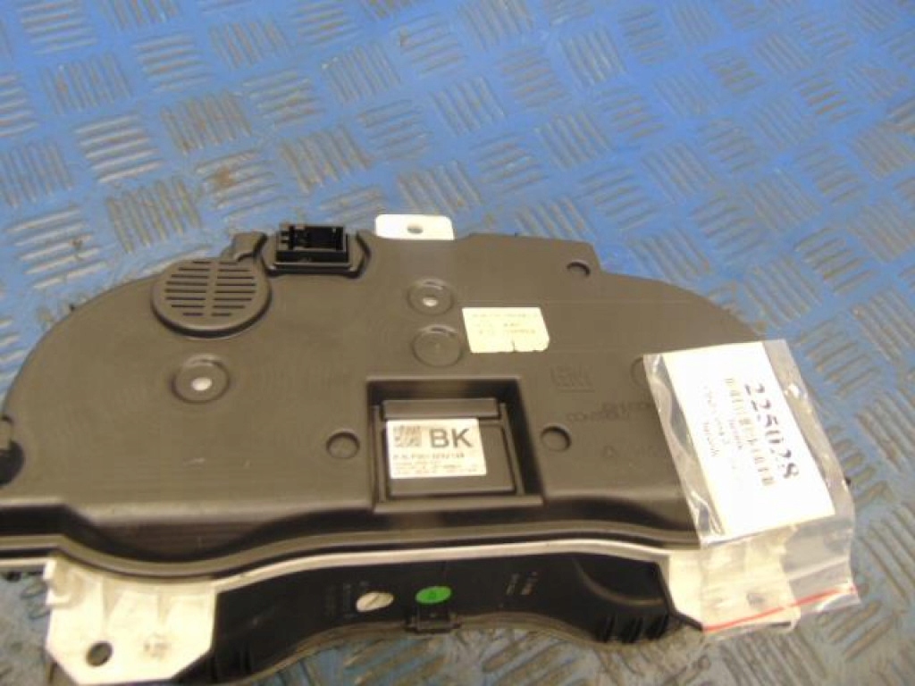 фото №8, Opel corsa d hb 1.3cdti счетчик 28118989-0