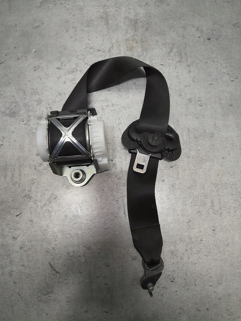 фото №1, Pas безопасности bmw f20