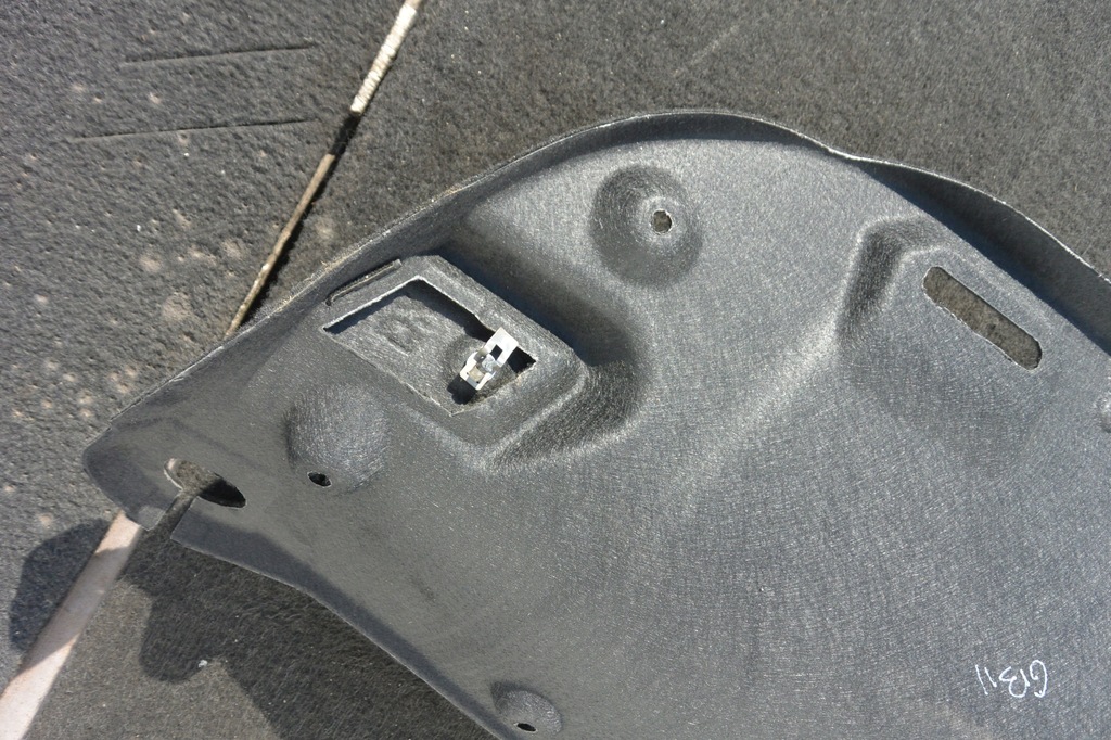 фото №7, Оббивка кришки багажника maserati ghibli iii