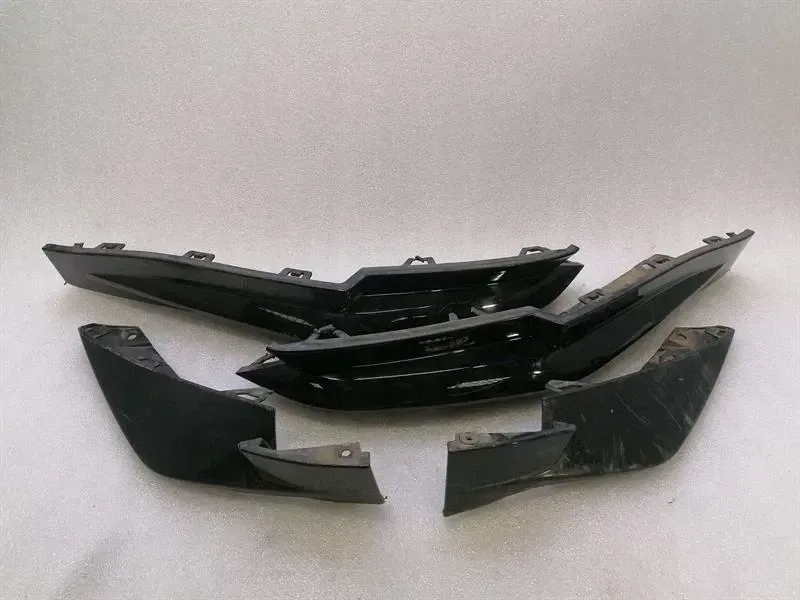 фото №1, Bmw 3 m3 g80 g20 бампер молдинг 51118084177 передня частина + rear смуга