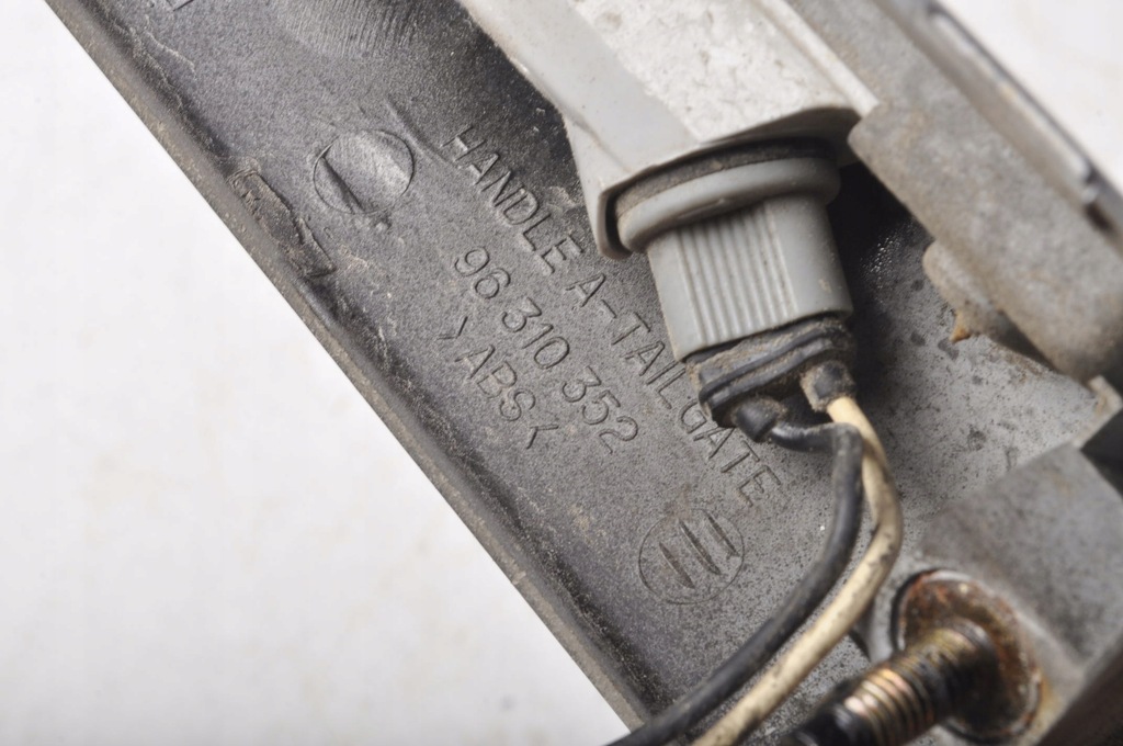 фото №7, Chevrolet tacuma накладка молдинг кришки 96310352