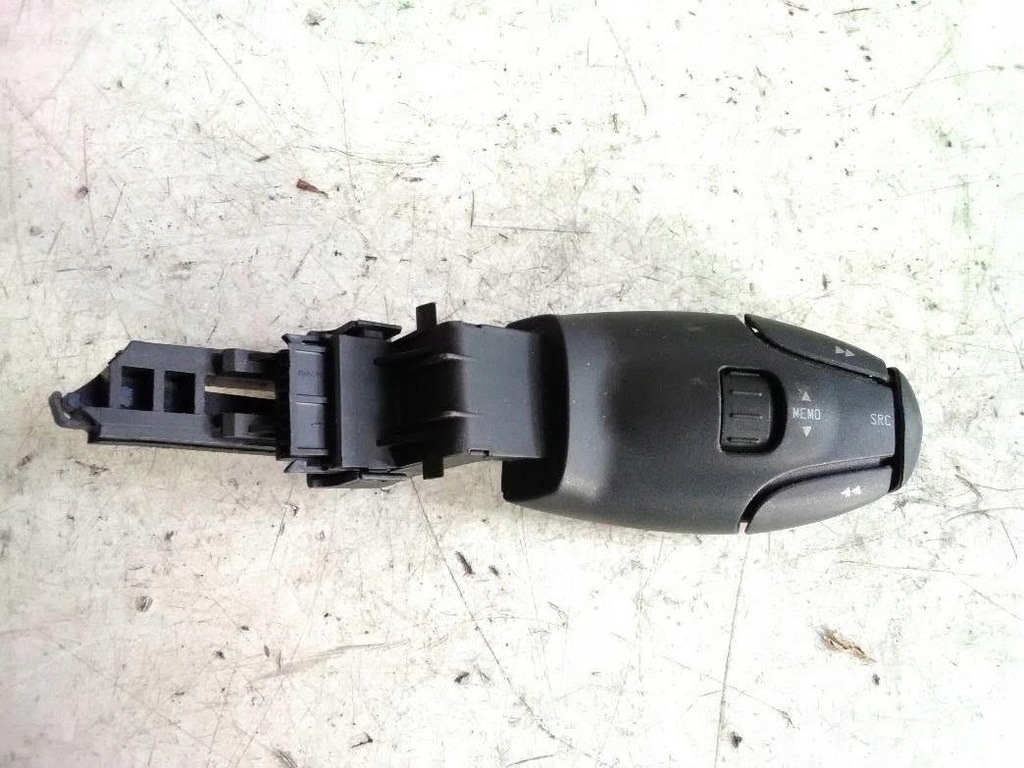 фото №1, Переключатель pilot радио citroen c5 c6 c8