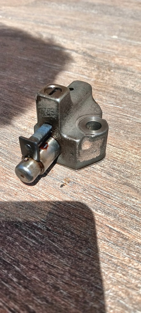 фото №9, Jeep cherokee liberty kj 01-05r 3.7 натяжитель распределительного вала левый