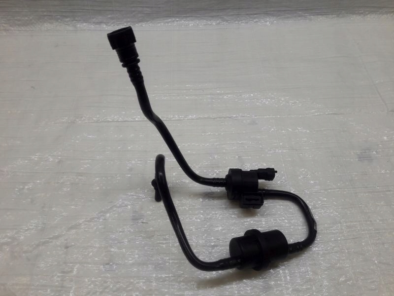 фото №1, Porsche carrera 997 шланг клапан вакуумa