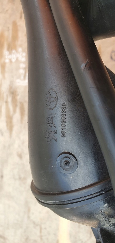 фото №3, Заливная горловина adblue крышка труба peugeot expert iii 9810969380