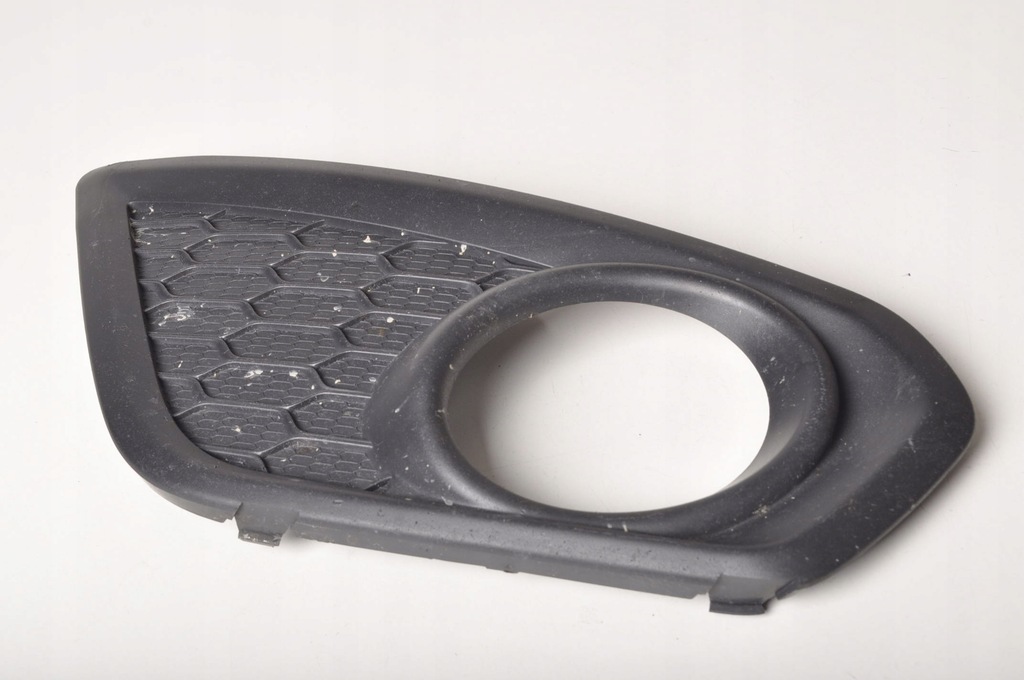 фото №1, Volvo c30 рамка решётка противотуманной фары правая 31298172 lift