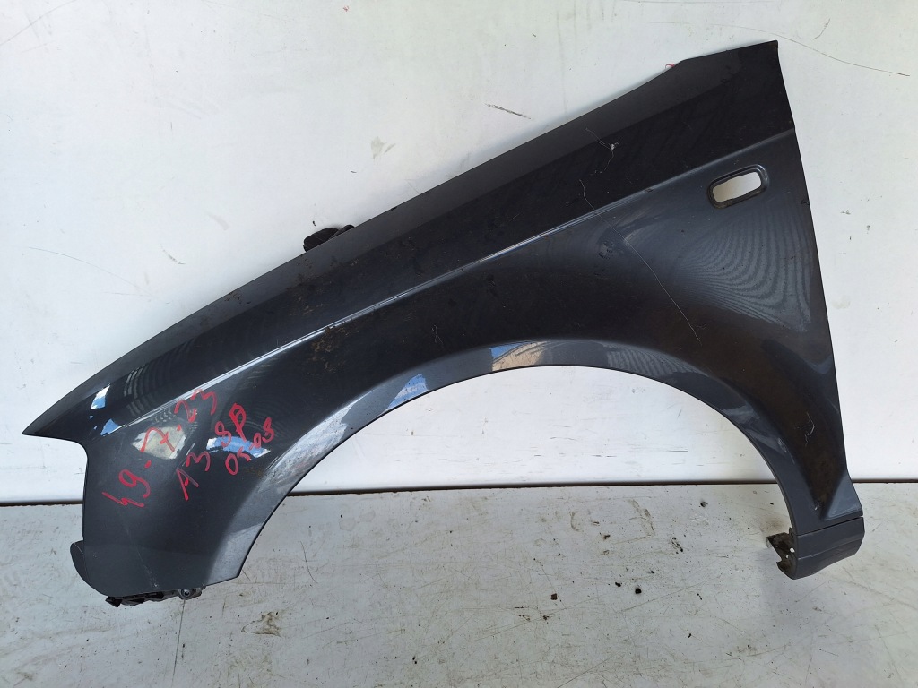Купити Audi a3 8p0 05-08 крило ліве