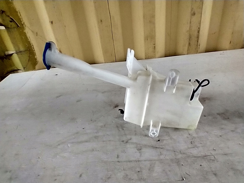 фото №7, Hyundai i40 11-18r 1.7 crdi бак омывателя помпа 98610-3z300