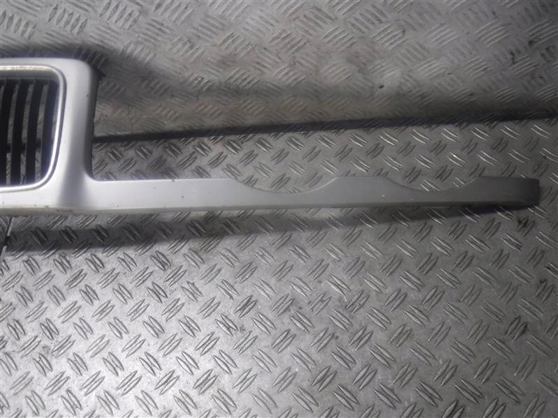 Решётка  решётка bmw e34 в Украине