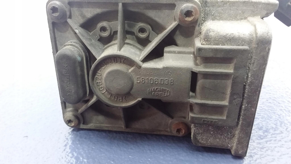 фото №7, Volvo s80 i 2.4b дросельна заслінка 58106038