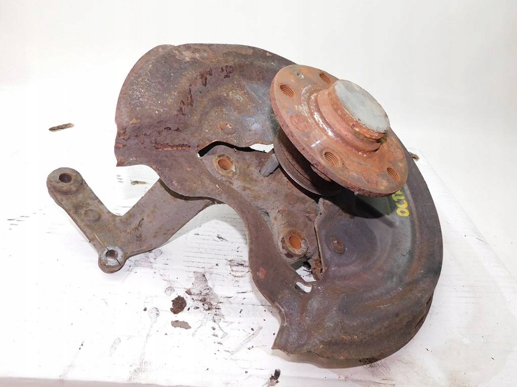 фото №6, Skoda octavia ii 2005r поворотний кулак ступиця правий задня